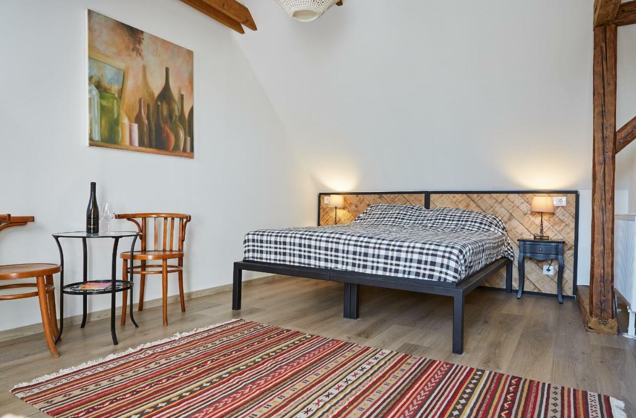 Preselo Pinceszet Es Vendeghaz Bed & Breakfast Erdőbénye Eksteriør bilde